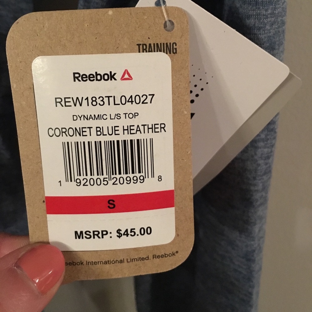 Reebok Workout Shirt - Picture 3 of 5